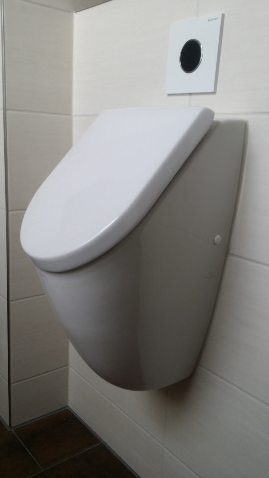 Welche Vorteile hat ein Urinal mit Deckel? bomaoo